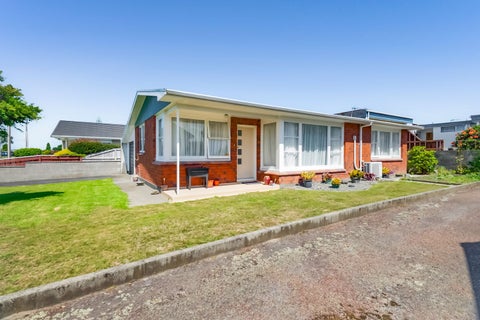 11 Victoria Street, Hawera