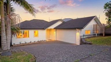 18 Cityview Place, Massey, Auckland