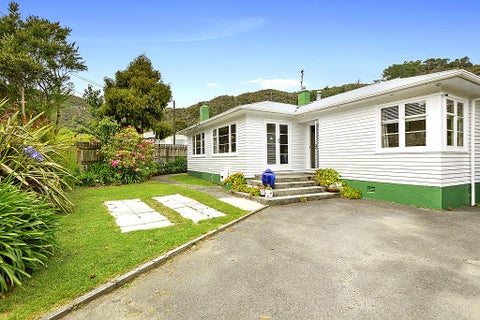 60 Tawhai Street, Stokes Valley, Lower Hutt