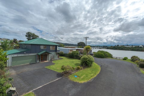 2A Goodare Road, Raglan