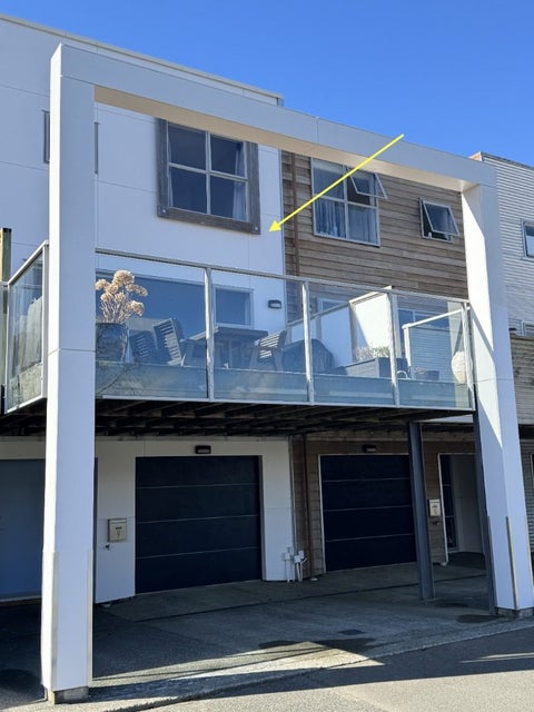 9 Saddleback Gr, Karori, Wellington
