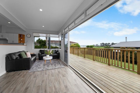 46 Wharf Road, Clarks Beach, Pukekohe