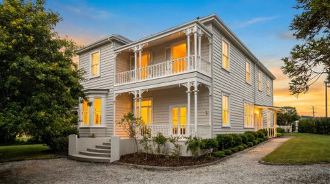 14 Nelson Street, Helensville, Helensville