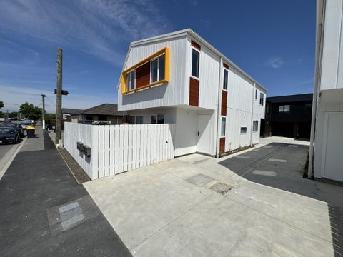 1/8 North Avon Road, Richmond, Christchurch