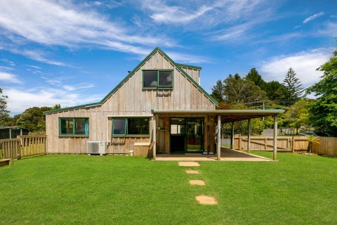 30 Colville Road, Coromandel