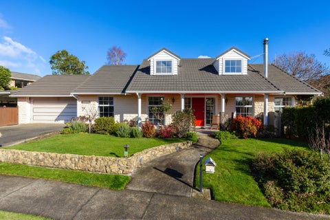 16 Huia Street, Waikawa, Picton
