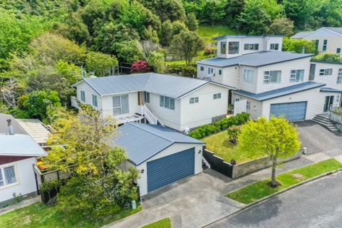 37 McGowan Road, Wainuiomata, Lower Hutt