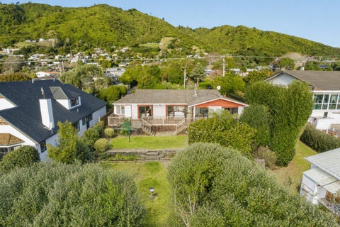 16 Huia Street, Waikanae, Waikanae