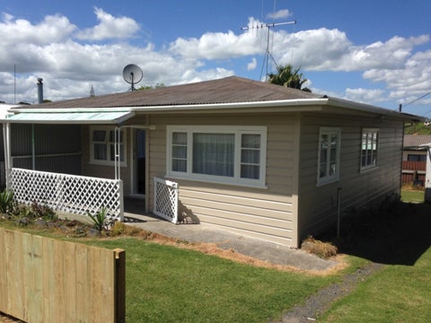 33 Government Road, Raglan, Raglan