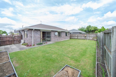 2/137 Gilberthorpes Road, Hei Hei, Christchurch