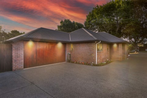 11A Barnes Road, Redwood, Christchurch