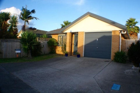 33 Rebecca Rise, Weymouth, Auckland