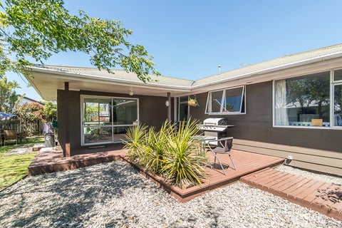 15 Campbell Avenue, Paraparaumu