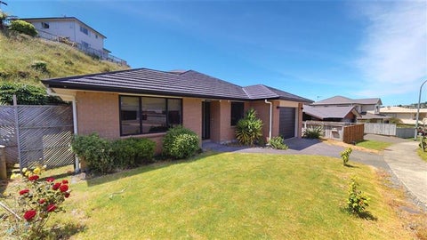 16 Cheetwood Street, Churton Park, Wellington