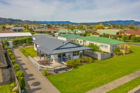 11 Park Lane, Whitianga, Whitianga