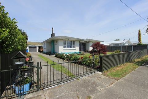 5 Cleghorn Street, Redwoodtown, Blenheim