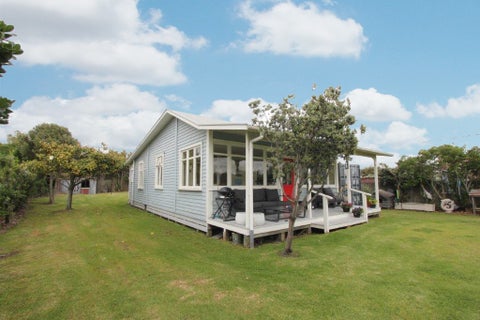 14 Shortt Street, Foxton Beach, Foxton