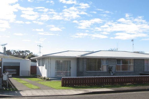 4 Knights Grove, Otaki, Ōtaki