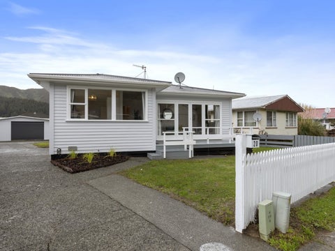 20 Hamstead Street, Wainuiomata, Lower Hutt
