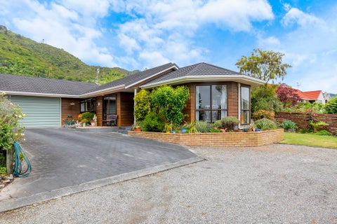 49 Huia Street, Waikanae, Waikanae