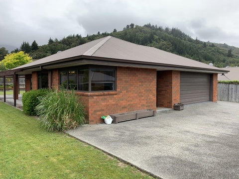 5 Weka Place, Picton