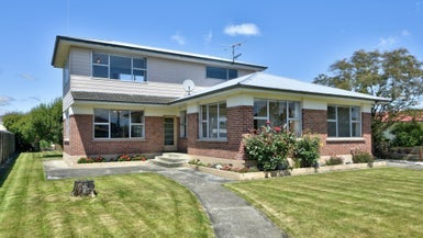 16 Oakland Street, Mataura, Mataura