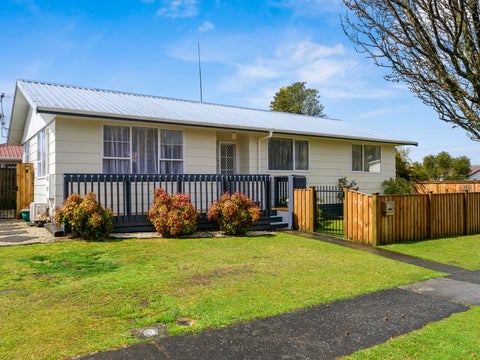 1 Marcasite Place, Pukehangi, Rotorua