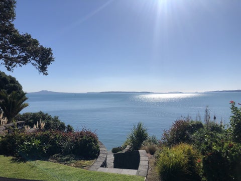 7 Hawke Crescent, Beachlands, Auckland