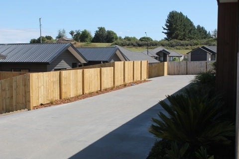 1/18 Onukutara Place, Huntington, Hamilton