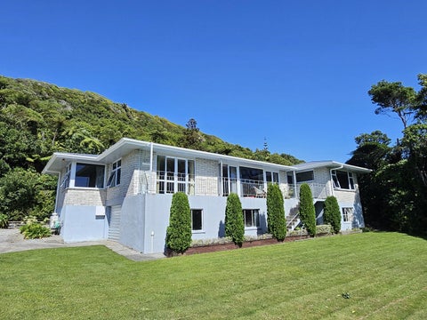 127 Main South Road, Karoro, Greymouth