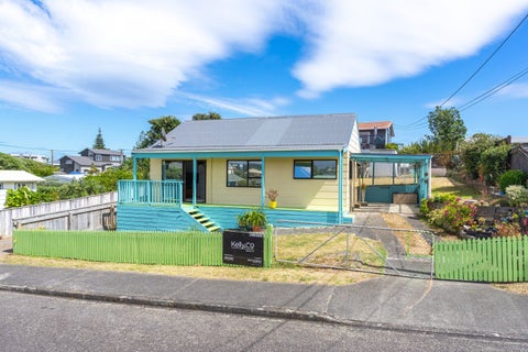 17A Moana Street, Otaki Beach, Otaki