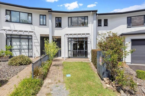 42/2 Armoy Drive, East Tamaki, Auckland