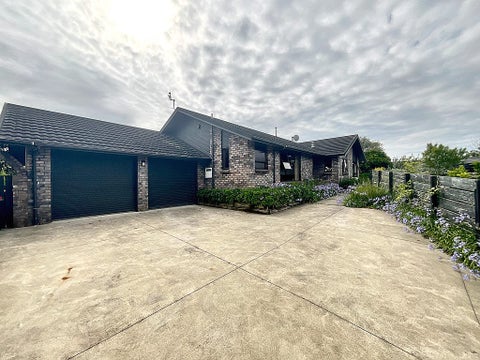 61 Karina Road, Merrilands, New Plymouth