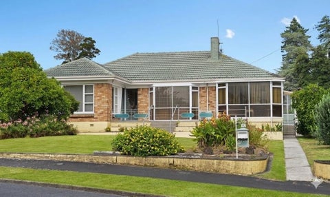 10 Johnsview Terrace, Hillcrest, Hamilton