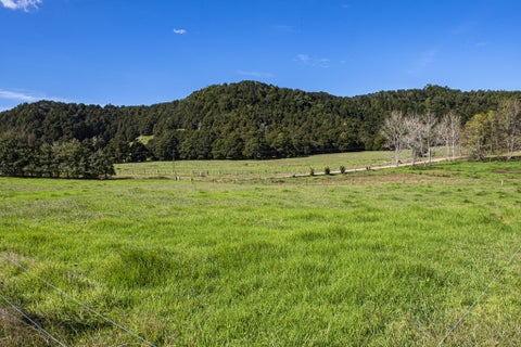 100A Lowe Road, Hikurangi, Hikurangi