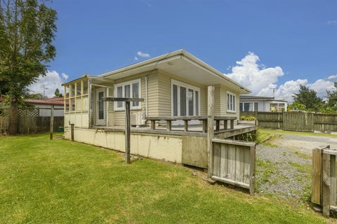 8 Oropi Road, Greerton, Tauranga