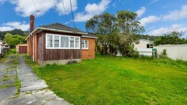 70 Main Road, Wainuiomata, Lower Hutt