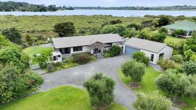 76 Molesworth Drive, Mangawhai