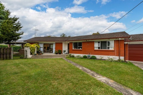 54 Regent Street, Silverdale, Hamilton