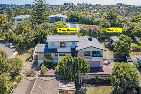 1 Thelma Crescent, Torbay, Auckland