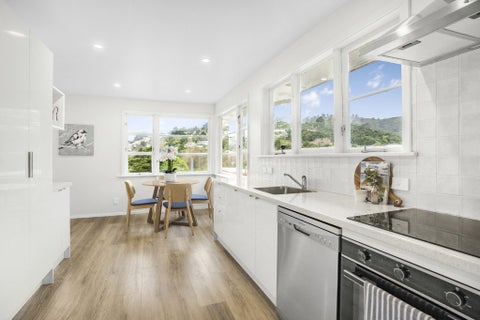 8A Stokes Valley Road, Stokes Valley, Lower Hutt