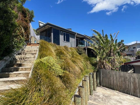 11A Park Drive, Raglan