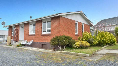 24 Lock Street, Saint Clair, Dunedin