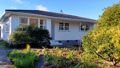 11 Te Miti Street, Paekakariki
