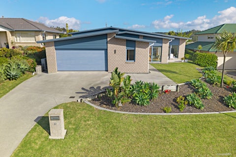 61 Roberta Crescent, Orewa, Orewa