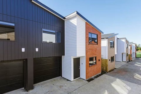 4/100 Seymour Road, Sunnyvale, Auckland