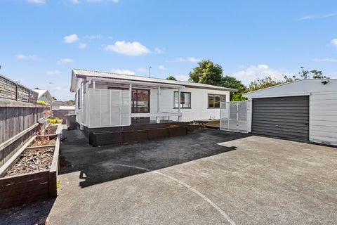 2/10 Oregon Place, Papakura, Papakura