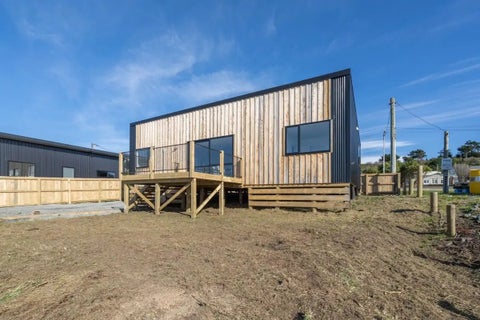 35 Foyle Street, Bluff
