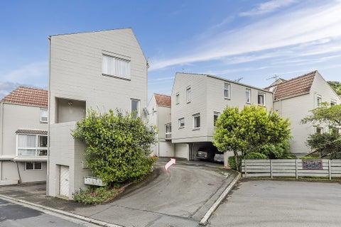 5 Stowe Hill, Thorndon, Wellington