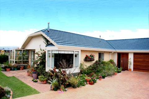 1 Royal Fern, Kelvin Grove, Palmerston North